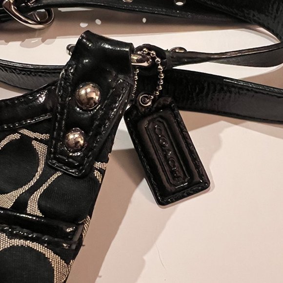 COACH PENELOPE SIGNATURE SATEEN HIPPIE F19259 - Cross Body Shoulder Bag - Picture 2 of 4